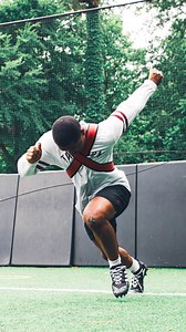 85K views · 298 reactions | How you hit the ground is determined by: POSTURE POSITION INTENTION STRENGTH Striking down from a high height is a common cue our hammer down from up top. The simple focus is apply large amounts of force ⬇️ effeciently to generate a reflexive response from the ground. | Fast University | Facebook