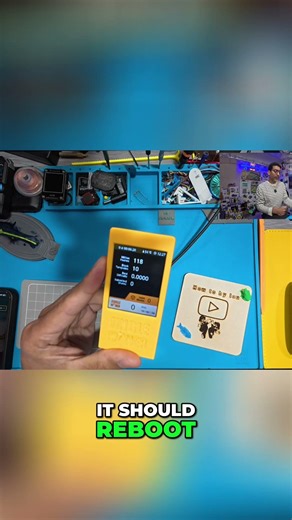 Cool Tech Gadget: Rotate and Reset Display Instantly! #shorts