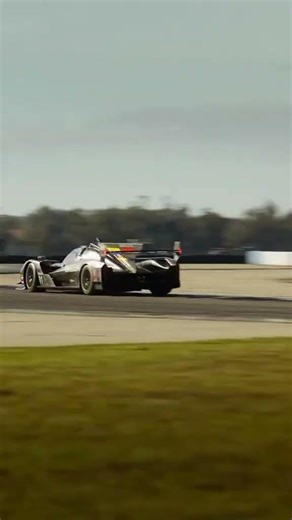Cadillac V‑Series.R GTP Hypercar Night Race | Pit Stops #hypercar #cadillac