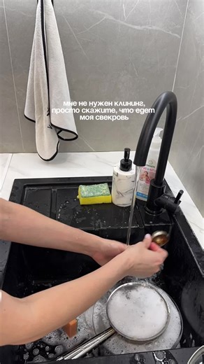 Артикул WB: #197899893 | Артикул Ozon: #1314311993 Влажные полотенца с календулой XL — универсальное решение для всей семьи! Идеально подходят для поддержания личной гигиены и чистоты дома благодаря своему размеру и составу🫧🤍