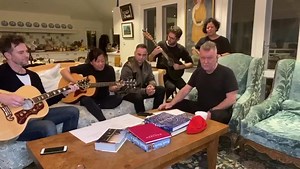 1.2M views · 46K reactions | It’s Saturday night and the kids are here for MAHALIA BARNES + THE SOUL MATES’s birthday dinner. This is from our family to Victoria in lockdown and everyone else feeling low. Hope the music lightens your heart, Like a Bridge Over Troubled Water | Jimmy Barnes | Facebook