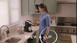 Keurig K250 Single Serve, Programmable K-Cup Pod Coffee Maker, Black (Discontinued)