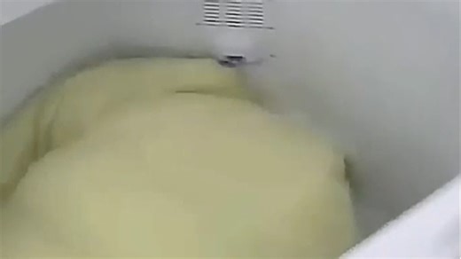 大容量双缸洗衣机，轻松洗净大件衣物，高效节能，静音耐用，智能操控更省心。