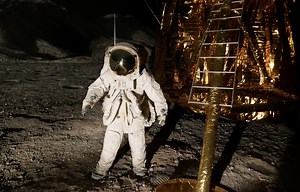 Intelligent Alien Life Detected, NASA Filmmaker Claims