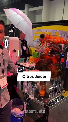 This juicer is a game-changer for any food service establishment, delivering fresh, delicious juice with every press. 🌟 Durable, efficient, and designed for high-volume juicing. Product Name: Citrocasa Fantastic FSB ATS Follow @gadgetglimpse to discover more interesting products. #Juicer #Juicing #FreshJuice #FoodService #RestaurantEquipment