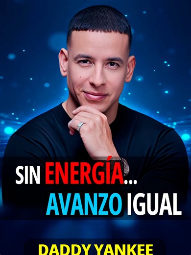 La Determinación REAL No Depende de Tu Energía | Daddy Yankee ✨ Vivimos esperando a “tener ganas” para actuar. Como si la energía fuera un requisito previo para avanzar. Pero la realidad es incómoda: tu mente y tus emociones no están diseñadas para impulsarte todo el tiempo. Están diseñadas para protegerte, para que pares, para que te rindas cuando se vuelve difícil. En este fragmento, Daddy Yankee comparte una verdad que redefine la disciplina. Explica que la determinación no se mide cuando est