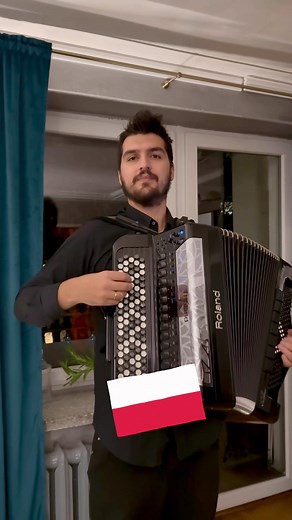 160K views · 7.8K reactions | A ostatnim utworem na dziś, i to takim którego nie mogło zabraknąć jest Hymn Polski  Mazurek Dąbrowskiego 流 #akordeon #rolandfr8x #instrumental #cover #accordion | Michał Cholka | Facebook