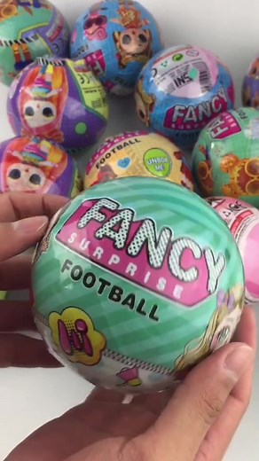 Unboxing Bola LOL Surprise: Mainan Anak Viral