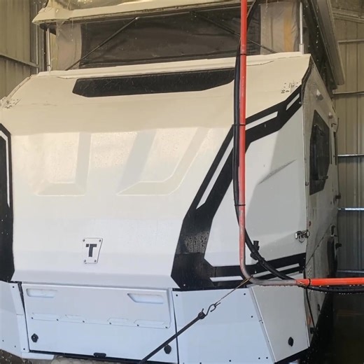 5.1K views · 36 reactions | Our deluge water testing system is in full action!  Powered by an electric pump, it draws from 5 x 26,000-litre rainwater tanks and features an impressive 46 water jets. ️ Ensuring every angle of a caravan is tested for leaks. #WaterTesting #Sustainability #BehindTheScenes | Track Trailer | Facebook