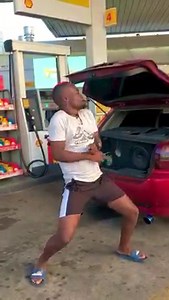 Re kgaolela ngwaga kae??? | The Choreographers-Bw