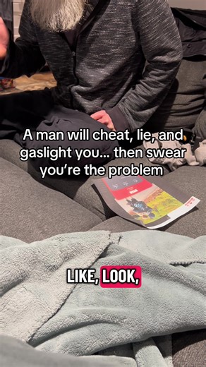 Thankful for the kids but still cheats because “I do nothing” #caughtcheating #narcissist #tinder #breakup #cheatinghusband