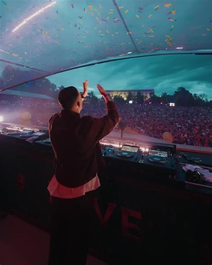 @Brennan Heart LIVE @Tomorrowland #losemymind #hardstyle #hardstylemusic ##iamhardstyle #brennanheart #subzeroproject #brennanheartremix