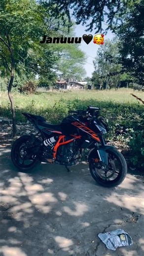 black pari 🖤 Duke 390 #ktmduke390#shorts#ktmdukektmindia