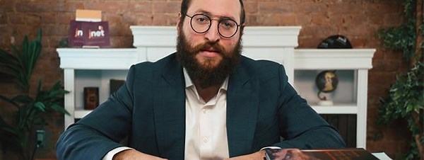 How to Pick the Right Haggadah