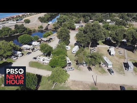 These retirement-age nomads find work wherever the road takes them