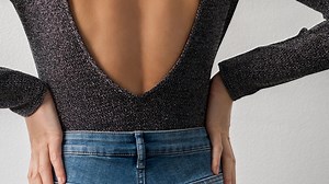 Voici la technique des pros pour faire pipi sans galérer, quand on porte un body