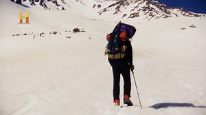 56K views · 1.9K reactions | Desde 2009, un ex detective de policía ha puesto en práctica sus habilidades investigativas para intentar esclarecer misteriosos casos de desapariciones en distintas regiones del país.  ¿Te gustó este video? Cuéntanos por qué abajo en comentarios. #AlienígenasAncestrales | HISTORY | Facebook