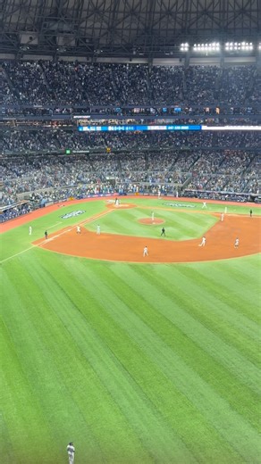 The joy of watching the first ever pinch hit grand slam in World Series history. Words simply can’t describe it. Thank you, Addison Barger. Thank you, Amara, the wonderful fellow fan who sent me this video. #Toronto #BlueJays #WorldSeries #WantItAll ⚾️ 🏆 🏆🏆🇨🇦 | Dan-e-o