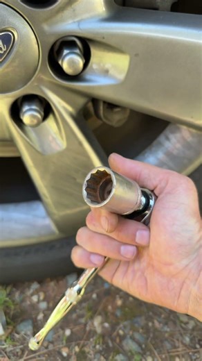 Shallow socket vs deep socket