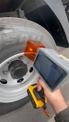 PEKOKO L4 Ultra portable laser engrave on rubber tires,car windows #lasermarkingmachine #diy #tires