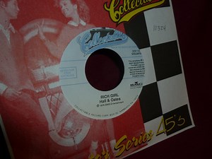 Hall & Oates - Rich Girl