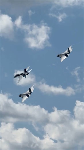 U.S. Navy F-35C Lightning II & F/A-18F Super Hornet ❤️ | 🎥 by @aircraft_static_and_moving | #f35 #f18 | World Of Fighter Jets