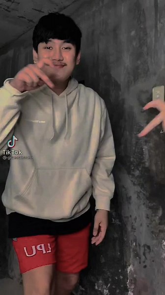 Hand-Clapping Game Challenge with Creative Moves