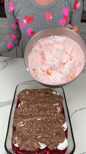 76K views · 986 reactions | easy no bake dessert #yummy #reels #easyrecipes | The Savory South | Facebook