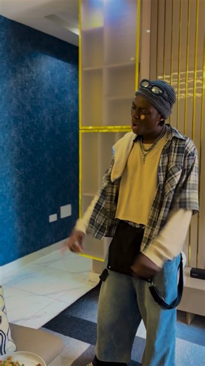 What Should I name this dance? FROG DANCE ?? Abi GOAT DANCE?? OR should I name it THE HOMELESS BOY FROM THE ORPHANAGE NOW EATING CHICKEN DANCE 🥹🥹??? | Chella Mii