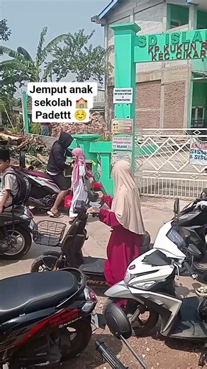 jemput anak sekolah 🏫#shorts #anaksekolah