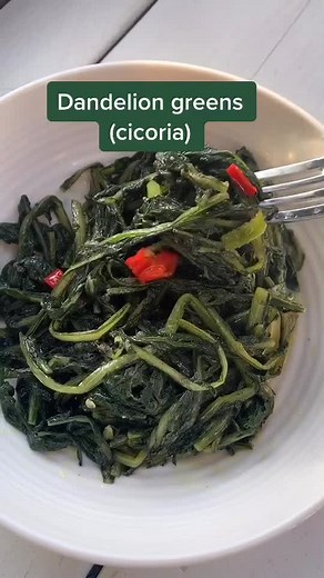 Italian Dandelion Greens: A Delicious Side Dish for Italian Cooking