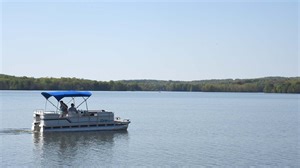 Spend a day on Lake Arthur in Moraine State Park
