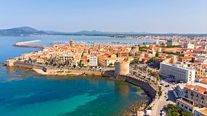 The sun spot 'like no other' with 35C heat, fab beaches, €2 pints & €35 flights