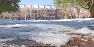 ECU students and staff discouraged from coming to campus amid icy conditions