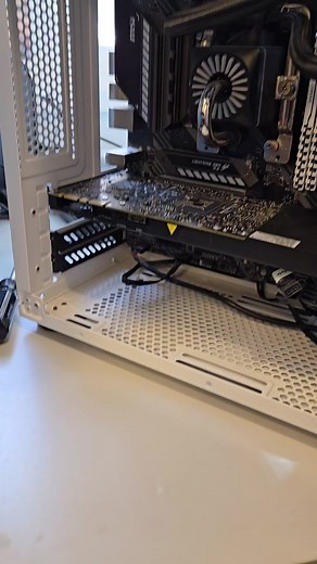 replacing failing video card, failing GPU #rtx2070 #gpu #gamingpc #informationtechnology #tektok #techtok #lotsaplots