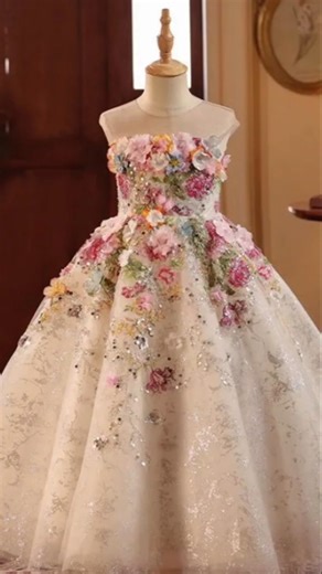 Beautiful and trending stylish frocks designs for baby girls' 💯😎#fashiondesign ......