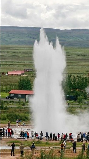 GOLDEN CIRCLE OF ICELAND 😉 Gullfoss, Geysir and Thingvellir: the most magical route from Reikiavik