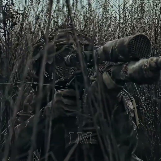 Tactical Standoff Between Top Snipers #SniperWhiteCrow #VideoEditing #WarMovie #Sniper #shorts