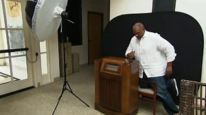 Tavis Smiley attempts a comeback after PBS firing