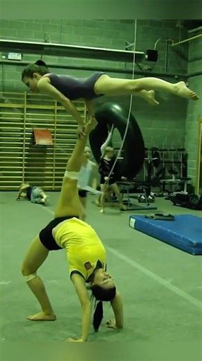 Acrobatics Pair Tricks Foot to Hand Plank + Double Pike Dismount