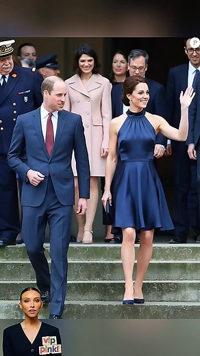 Kate Middleton’s Stunning Dress Turns Into a Viral Moment! Elegant, confident, unforgettable ✨ Kate’s navy gown became the center of attention in seconds! #KateMiddleton #RoyalStyle | VIP Pinki