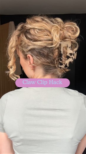 15K views · 48 reactions | Save this video if you have short hair ✅We don’t want anyone to miss out of the claw clip trend that’s going around, so here’s a hack to help make those curls appear thicker and fuller. Have you tried this claw clip hack? | Only Curls | Facebook