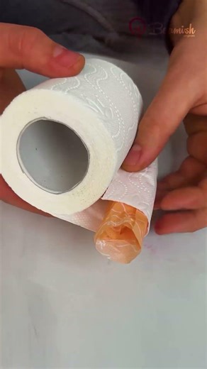 How to throw away a sanitary pad! #easy #sanitarypads #throwing
