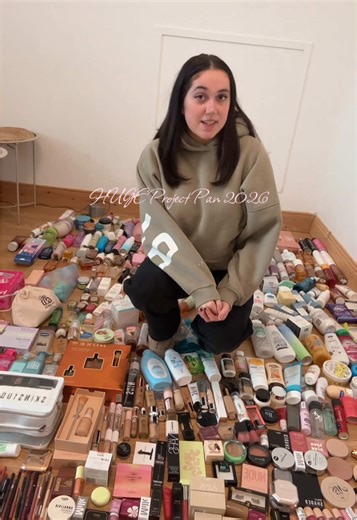 HUGE Project Pan 2026!🫧🧖‍♀️ #projectpanmakeup #projectpan #empties #beautyproducts #haircareproducts