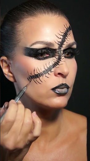 Using a Charger to Create Halloween Centipede Makeup