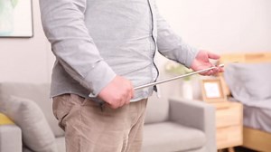 Fanwer Extendable Shoe Horn Long Handle for Seniors, Twist to Lock, 16" to 31"Adjustable, Stainless Steel Telescopic Shoehorn for Men Women, Metal Travel Shoe Horn, Shoe Helper Tool