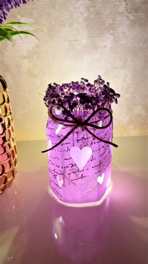 Tiny DIY Vase From a Simple Glass Jar ✨#DIY #giftidea ##christmaspresents #HomeDecorDIY #crafts