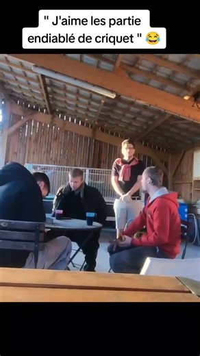 Le Pire Stagiaire : Sketch Comique à Ne Pas Manquer