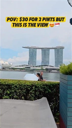$30 For 2 Pints & this VIEW In Singapore! 🇸🇬🍻
