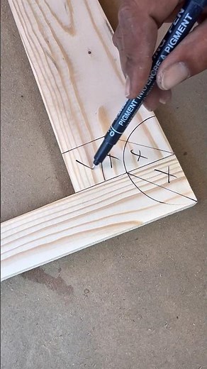 forming an angle from the circle line #woodworking #wood #woodscraft